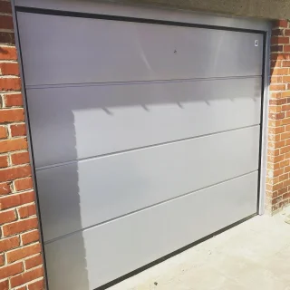 L-Line Prestige RAL9006
