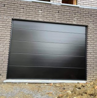 Porte RAL9005 L-Line lisse