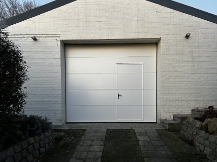 Unipro L-Line RAL9016